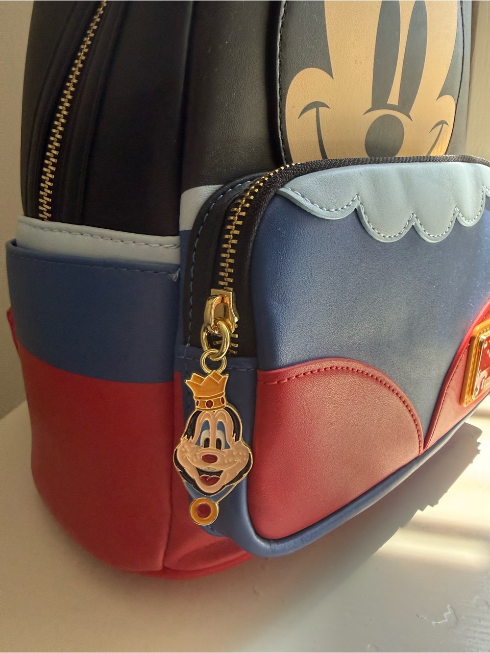 Loungefly Black Blue Red Minnie Mouse Party Cone Mini Backpack - Picture 2 of 4